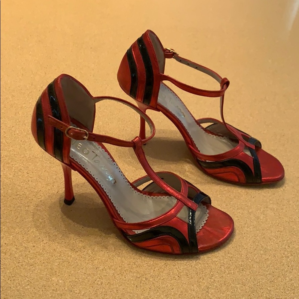 Neo Tango dancing shoes